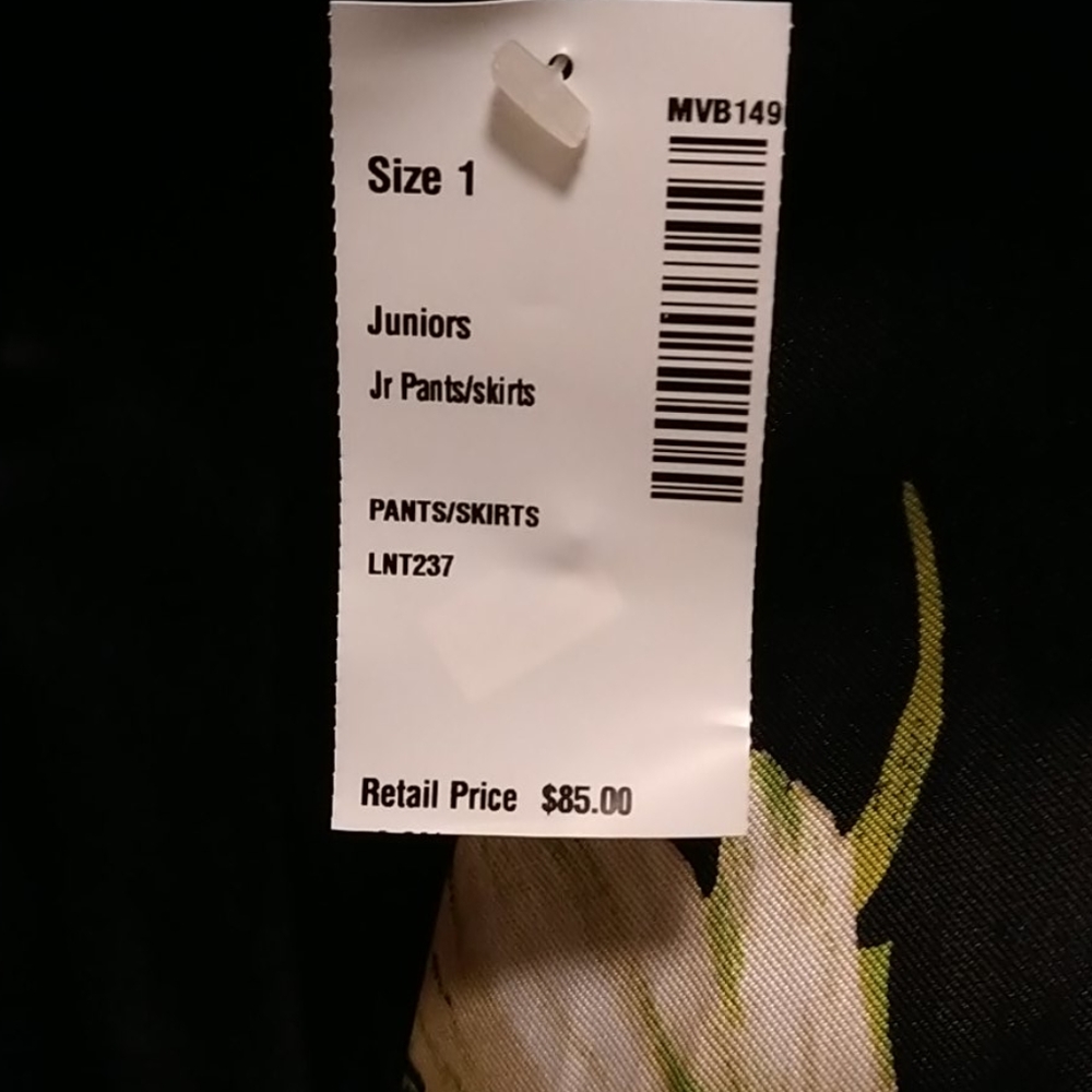 Dress - Picture 3 of 3